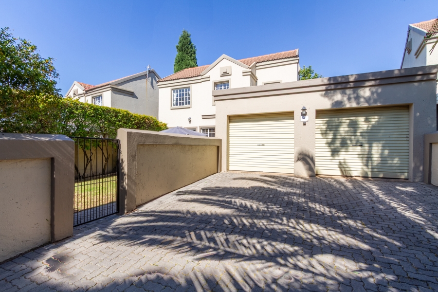 3 Bedroom Property for Sale in Equestria Gauteng