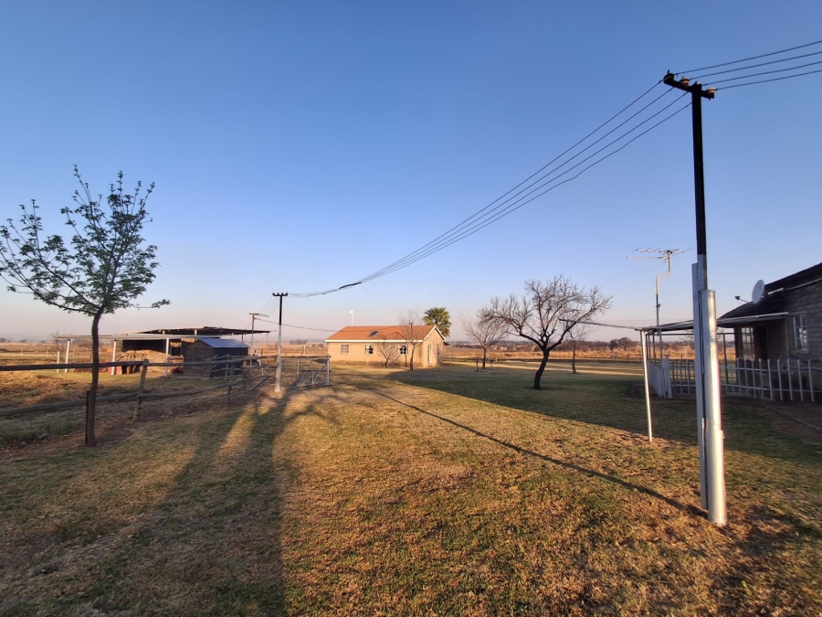 3 Bedroom Property for Sale in Falcon Ridge Gauteng