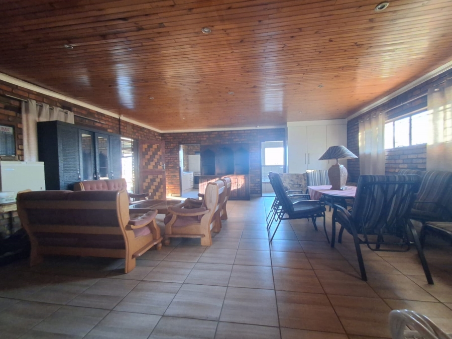 3 Bedroom Property for Sale in Falcon Ridge Gauteng