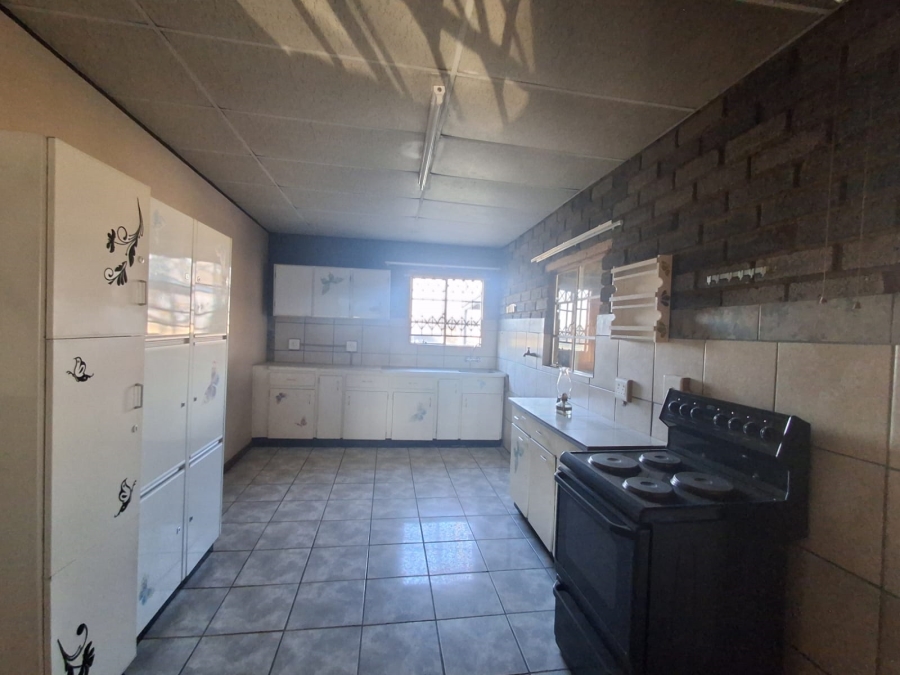 3 Bedroom Property for Sale in Falcon Ridge Gauteng