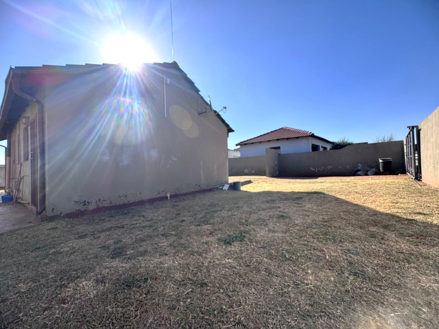 3 Bedroom Property for Sale in Vosloorus Gauteng