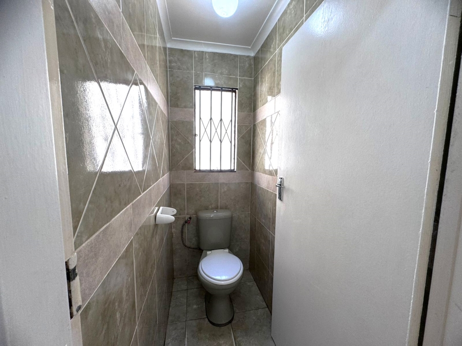 3 Bedroom Property for Sale in Vosloorus Gauteng