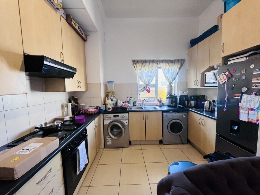 2 Bedroom Property for Sale in Rosebank Gauteng
