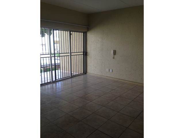 2 Bedroom Property for Sale in Rosebank Gauteng