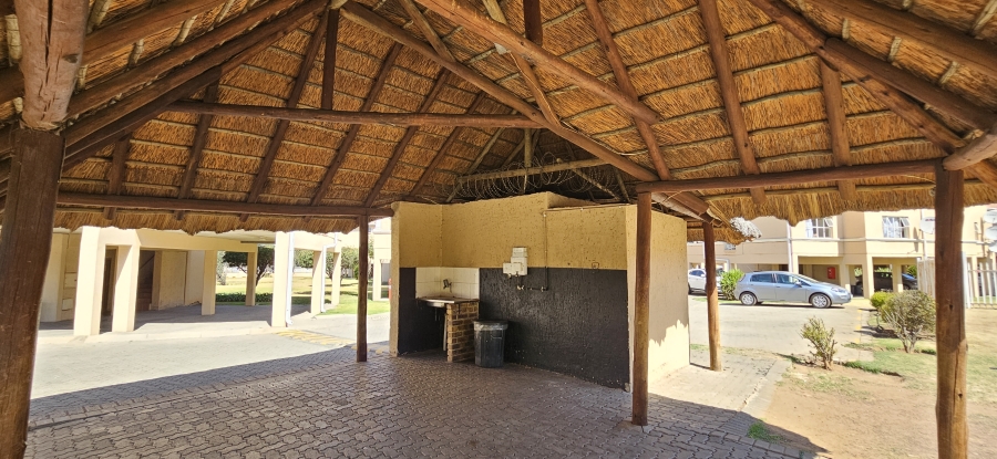 2 Bedroom Property for Sale in Three Rivers Gauteng