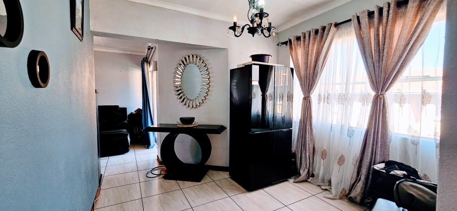 2 Bedroom Property for Sale in Three Rivers Gauteng