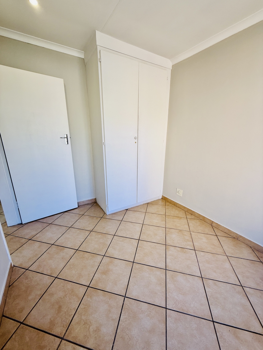 2 Bedroom Property for Sale in Garsfontein Gauteng