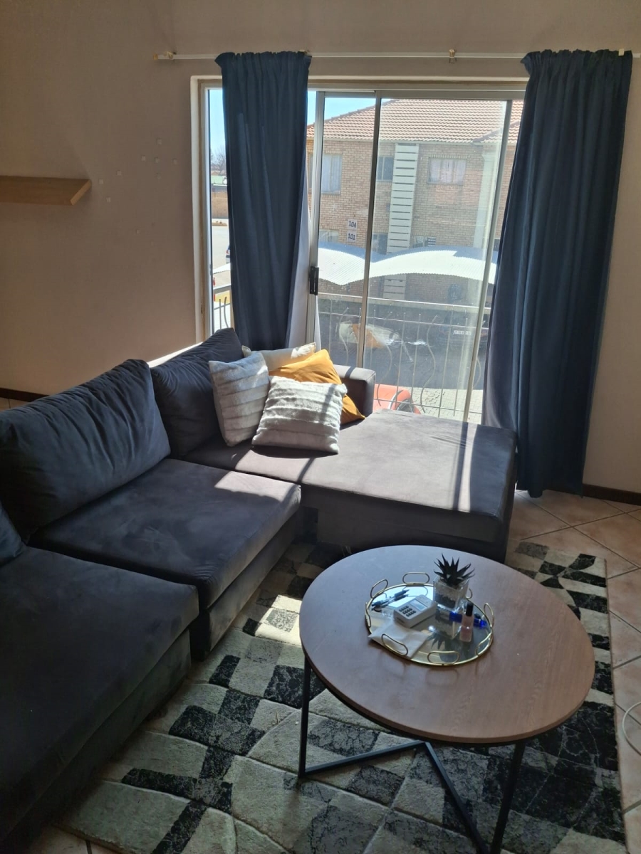 2 Bedroom Property for Sale in Greenhills Gauteng