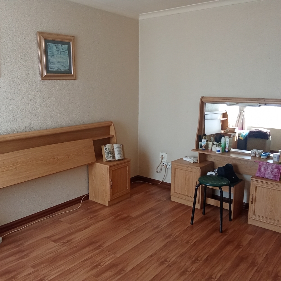 2 Bedroom Property for Sale in Groblerpark Gauteng