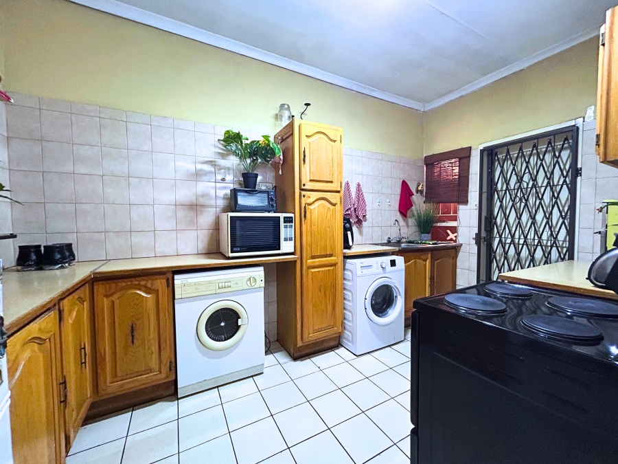 2 Bedroom Property for Sale in Hennopspark Gauteng