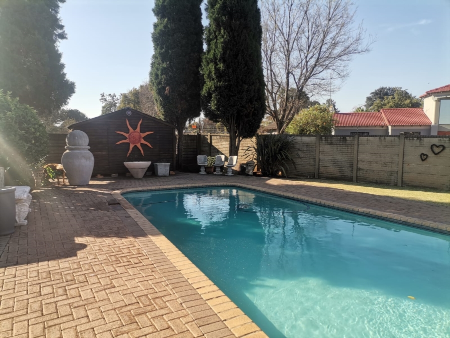 5 Bedroom Property for Sale in Vanderbijlpark SW 5 Gauteng
