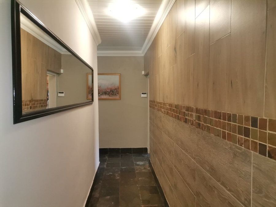 5 Bedroom Property for Sale in Vanderbijlpark SW 5 Gauteng