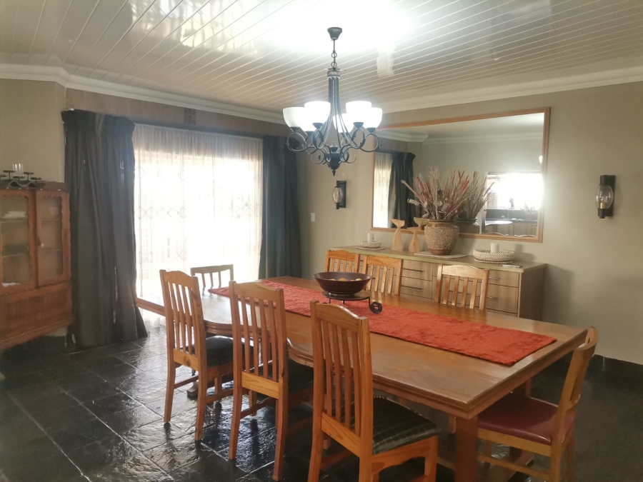 5 Bedroom Property for Sale in Vanderbijlpark SW 5 Gauteng