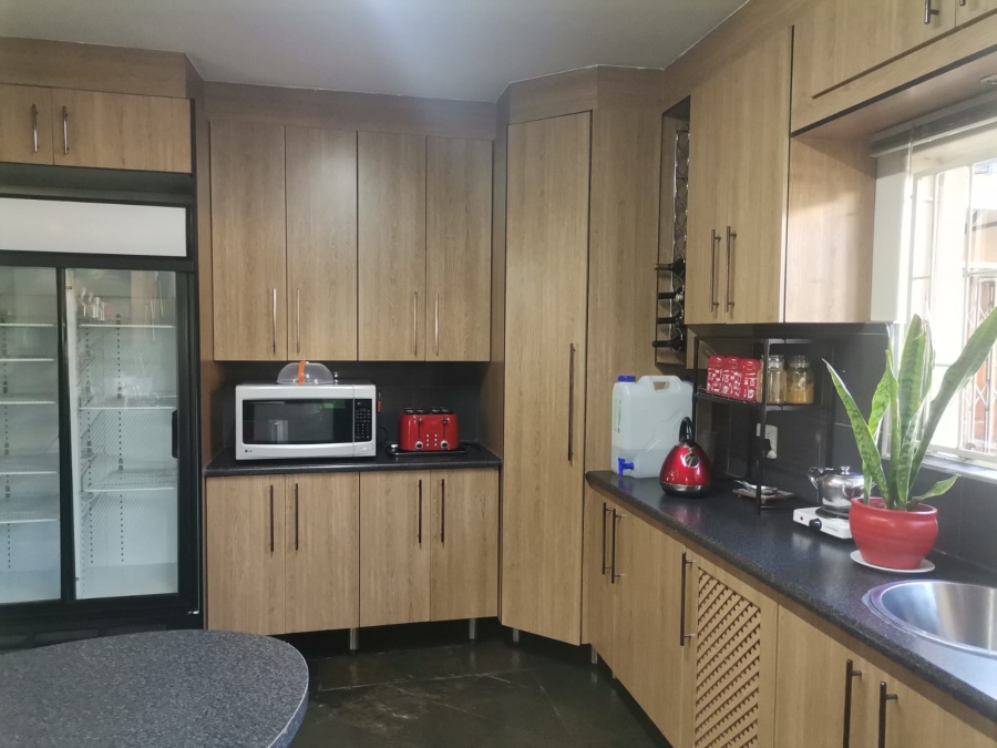 5 Bedroom Property for Sale in Vanderbijlpark SW 5 Gauteng