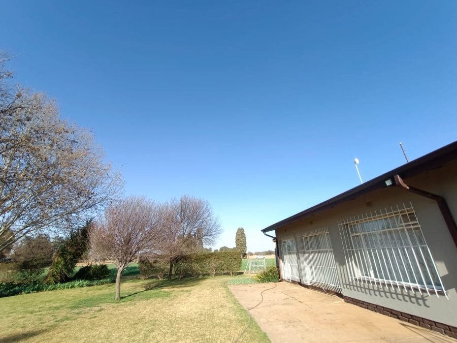 4 Bedroom Property for Sale in Vaalview Gauteng