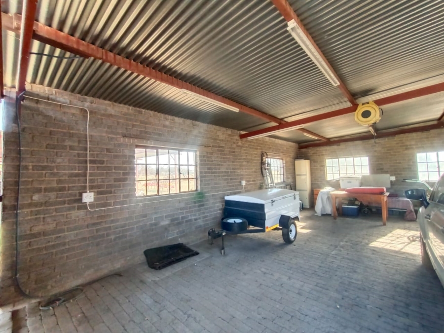 4 Bedroom Property for Sale in Vaalview Gauteng