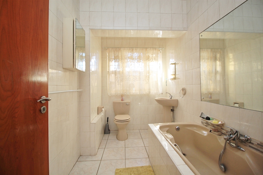 3 Bedroom Property for Sale in Primrose Gauteng