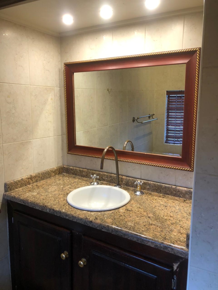 To Let 3 Bedroom Property for Rent in Sunninghill Gauteng