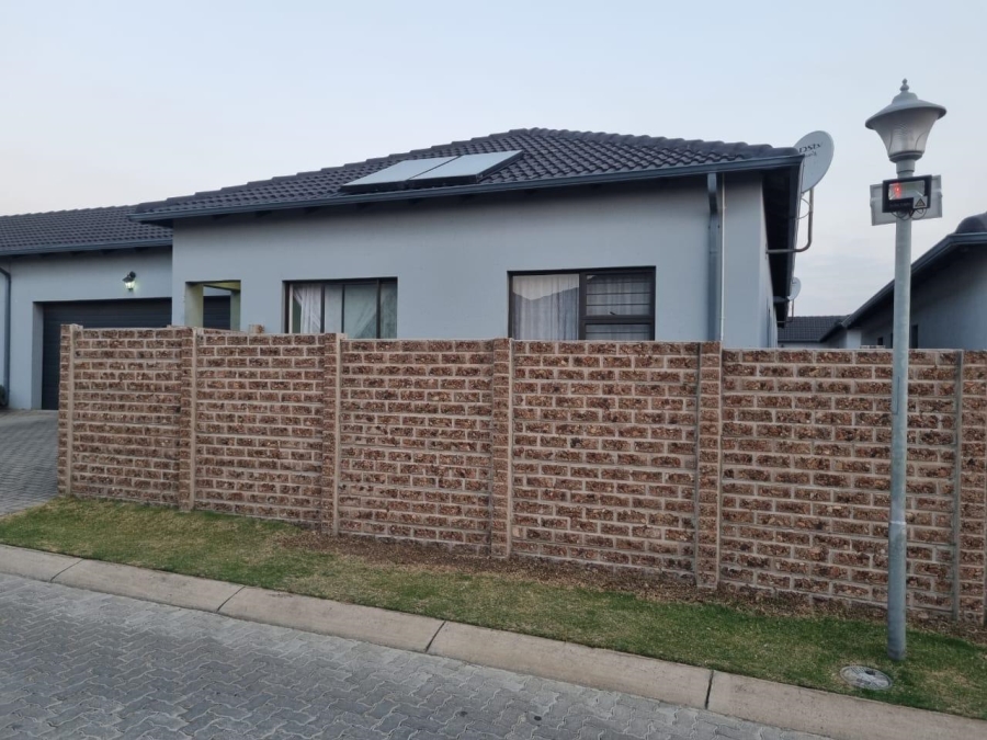 3 Bedroom Property for Sale in Parkrand Gauteng