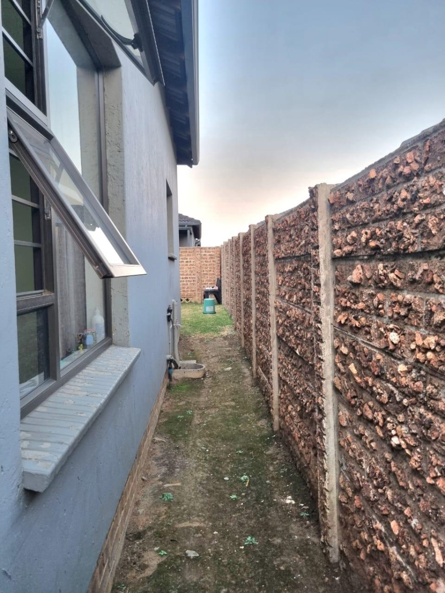 3 Bedroom Property for Sale in Parkrand Gauteng