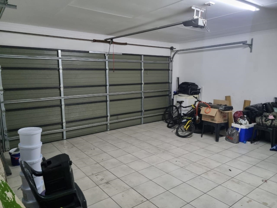 3 Bedroom Property for Sale in Parkrand Gauteng