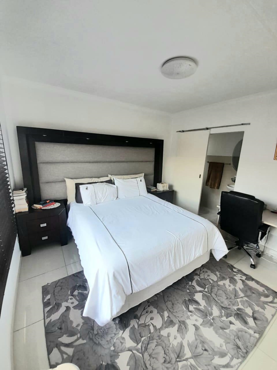 3 Bedroom Property for Sale in Parkrand Gauteng