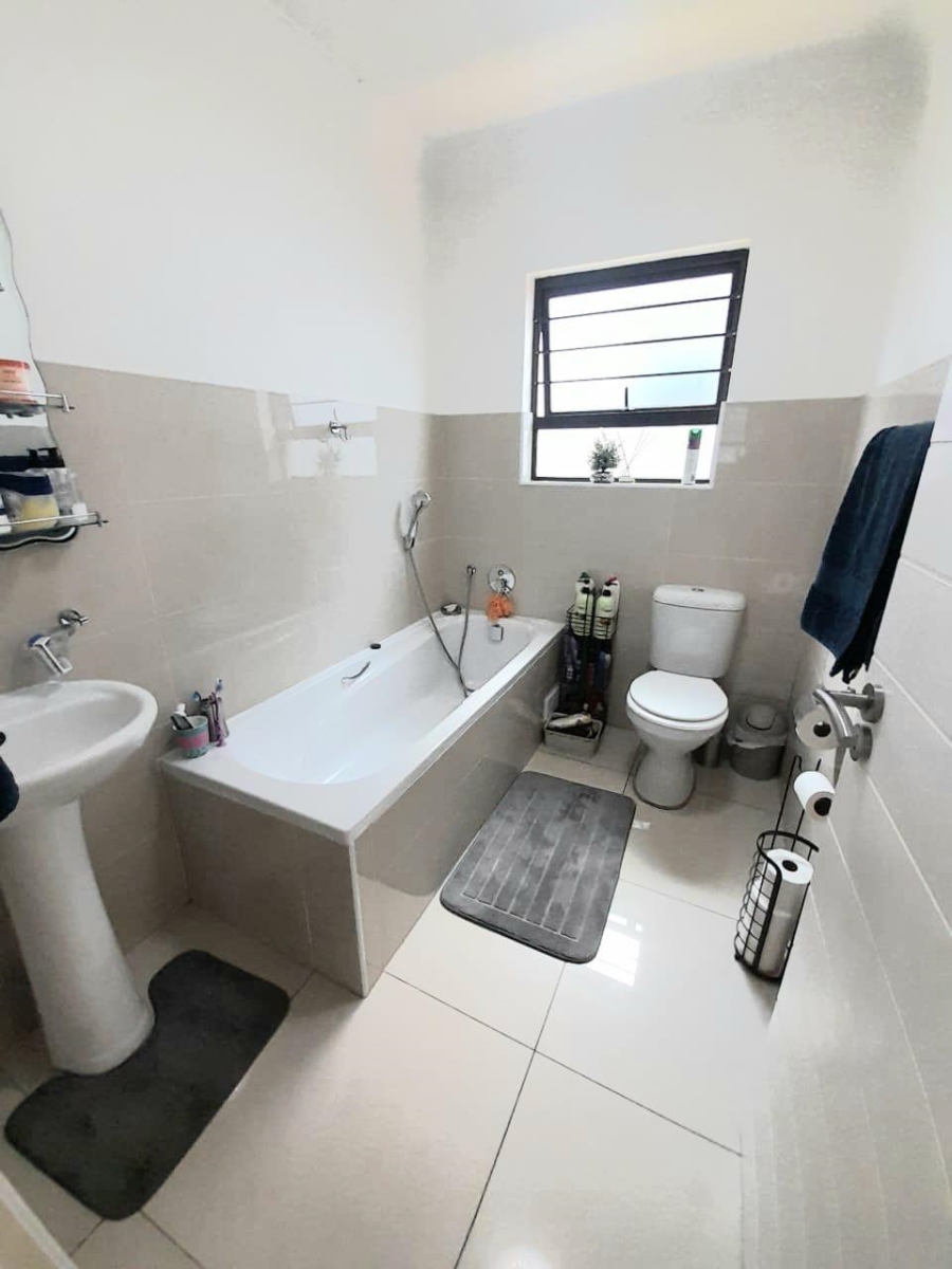 3 Bedroom Property for Sale in Parkrand Gauteng