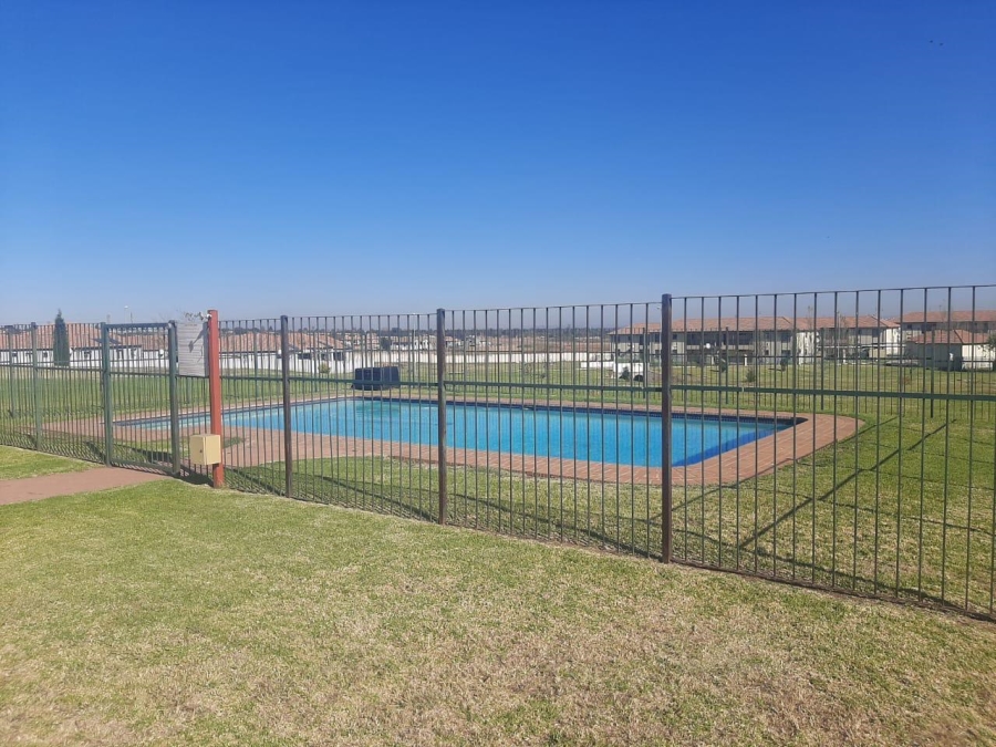 3 Bedroom Property for Sale in Parkrand Gauteng