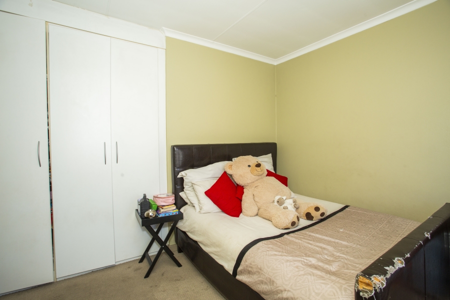 2 Bedroom Property for Sale in Vorna Valley Gauteng