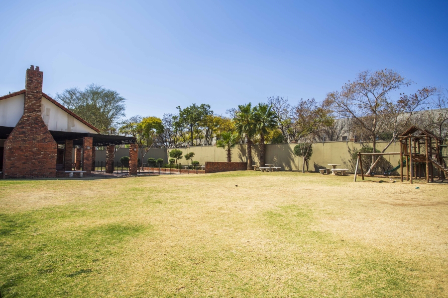 2 Bedroom Property for Sale in Vorna Valley Gauteng