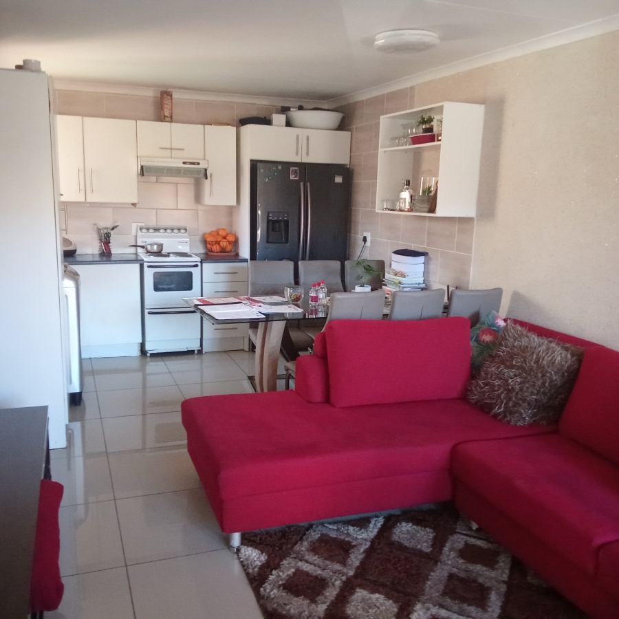 2 Bedroom Property for Sale in Groblerpark Gauteng