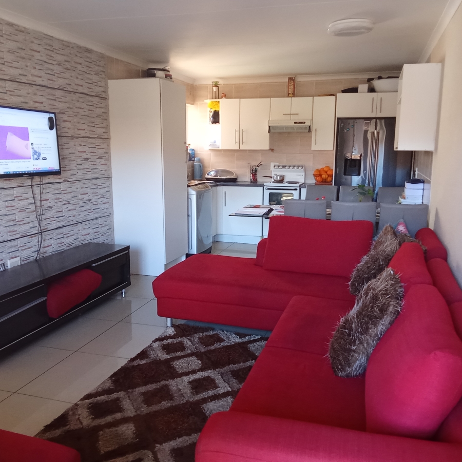 2 Bedroom Property for Sale in Groblerpark Gauteng