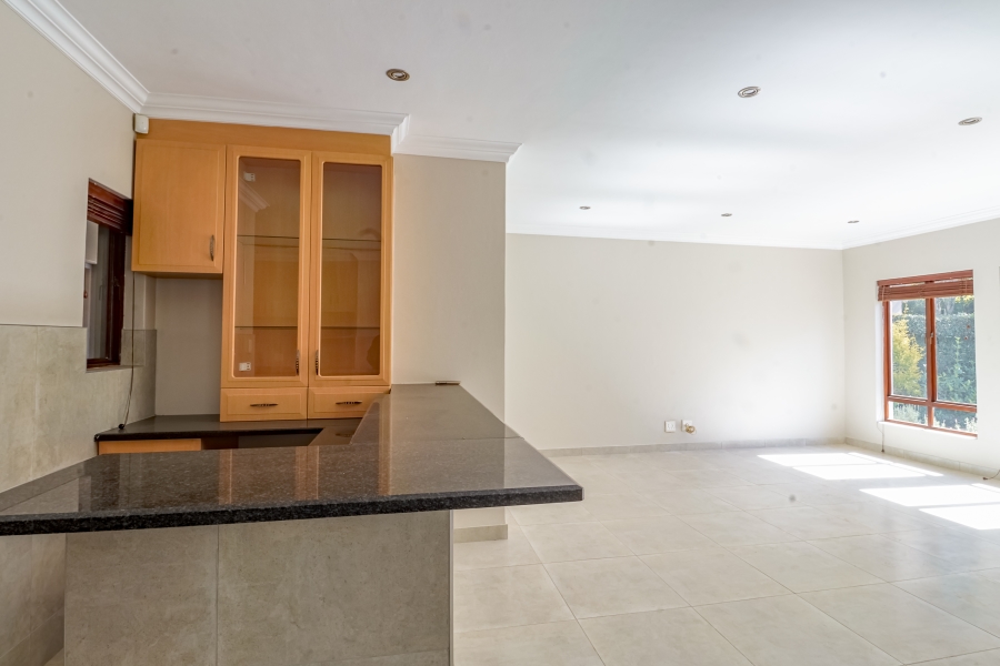 4 Bedroom Property for Sale in Silver Lakes Golf Estate Gauteng