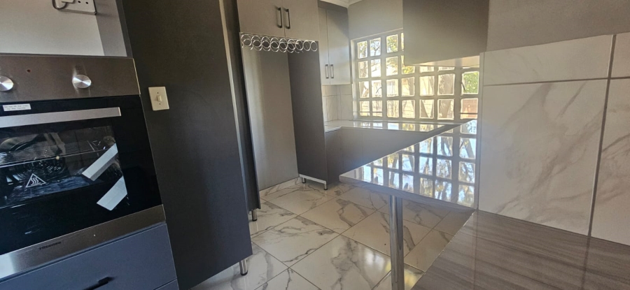 To Let 3 Bedroom Property for Rent in Birchleigh Gauteng
