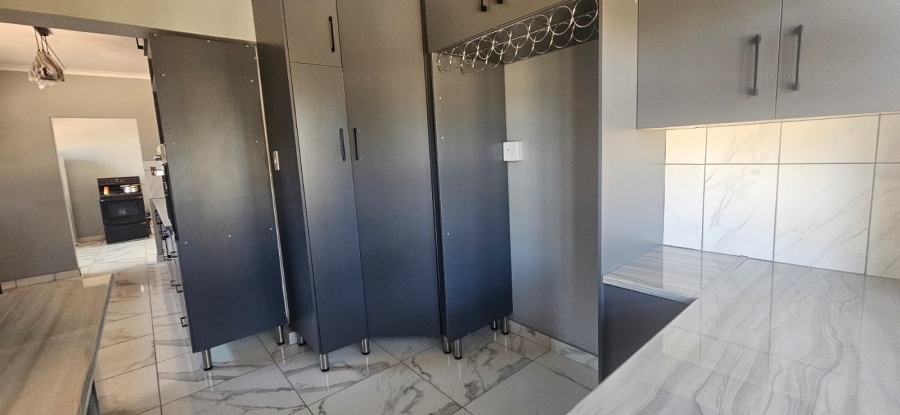 To Let 3 Bedroom Property for Rent in Birchleigh Gauteng