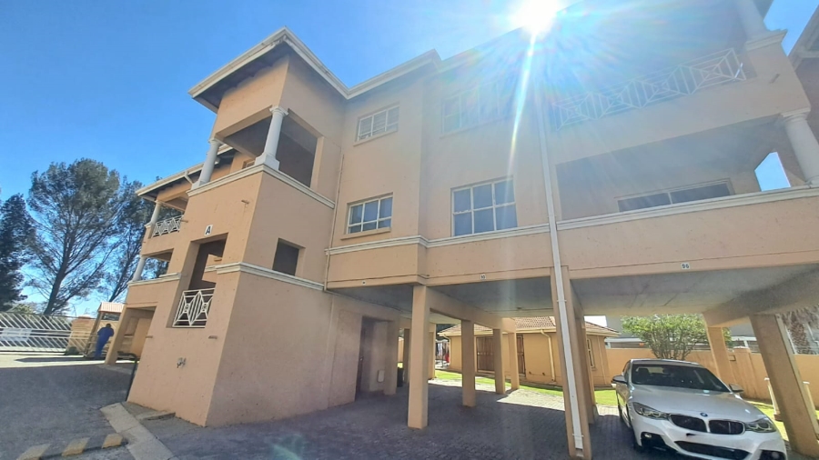 2 Bedroom Property for Sale in Three Rivers Gauteng