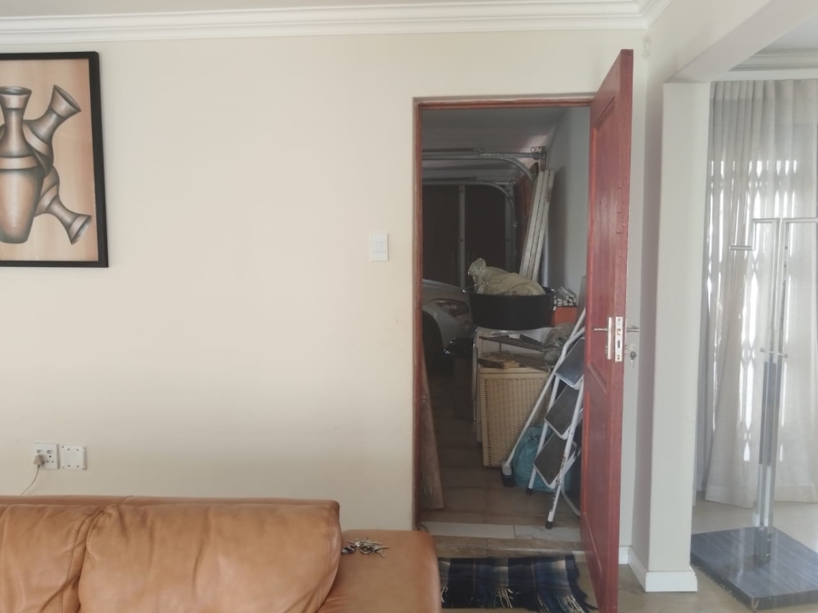 3 Bedroom Property for Sale in Cosmo City Gauteng