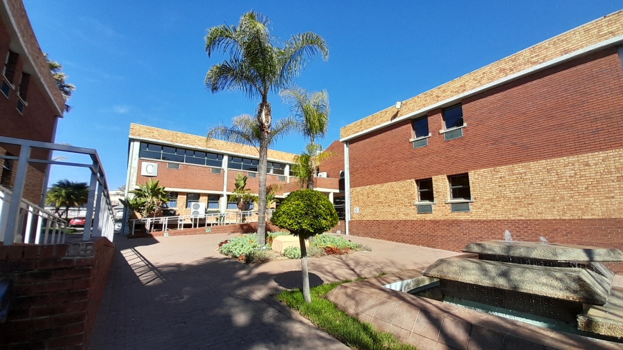 To Let commercial Property for Rent in Randjespark Gauteng