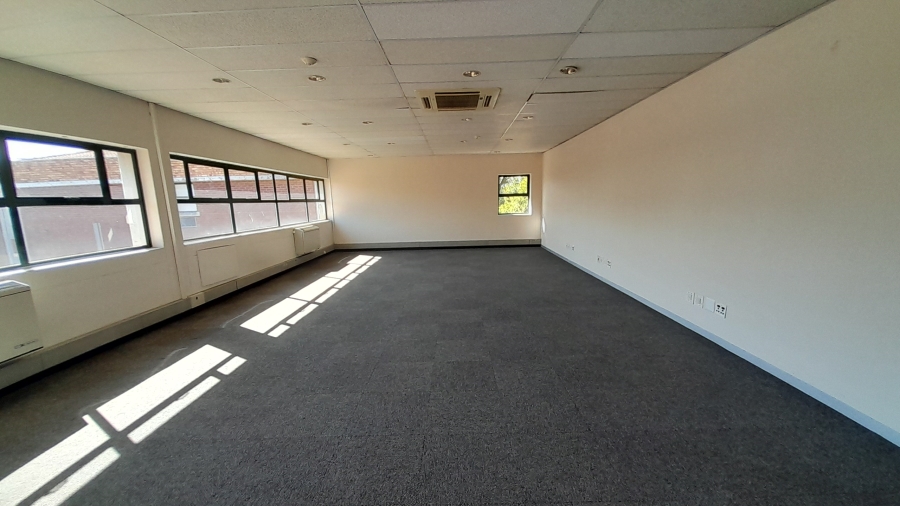 To Let commercial Property for Rent in Randjespark Gauteng