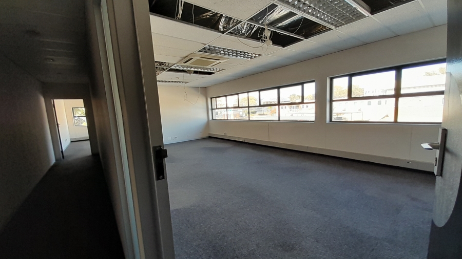 To Let commercial Property for Rent in Randjespark Gauteng