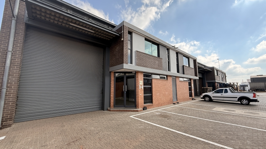 To Let commercial Property for Rent in Clayville Gauteng