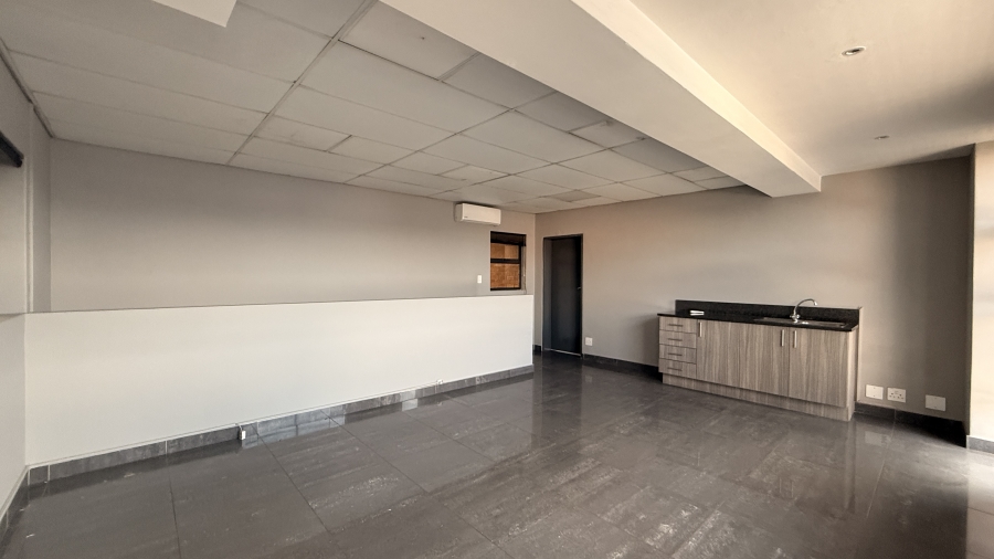 To Let commercial Property for Rent in Clayville Gauteng