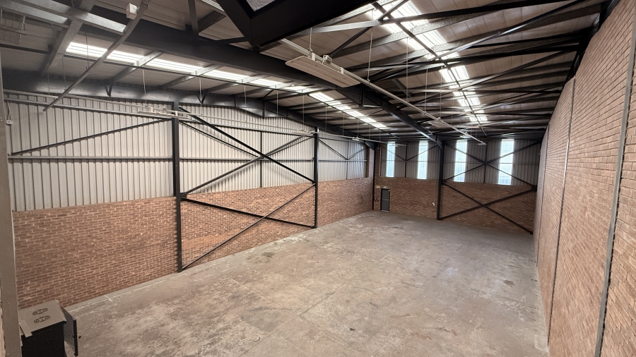 To Let commercial Property for Rent in Clayville Gauteng
