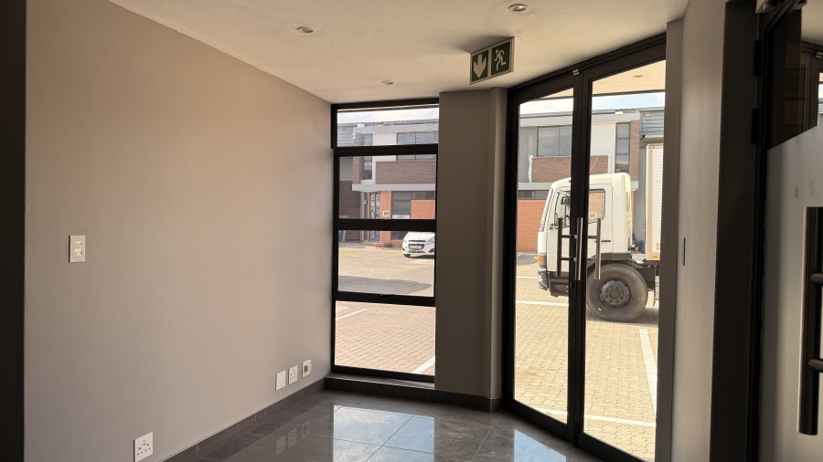 To Let commercial Property for Rent in Clayville Gauteng