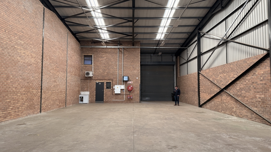 To Let commercial Property for Rent in Clayville Gauteng