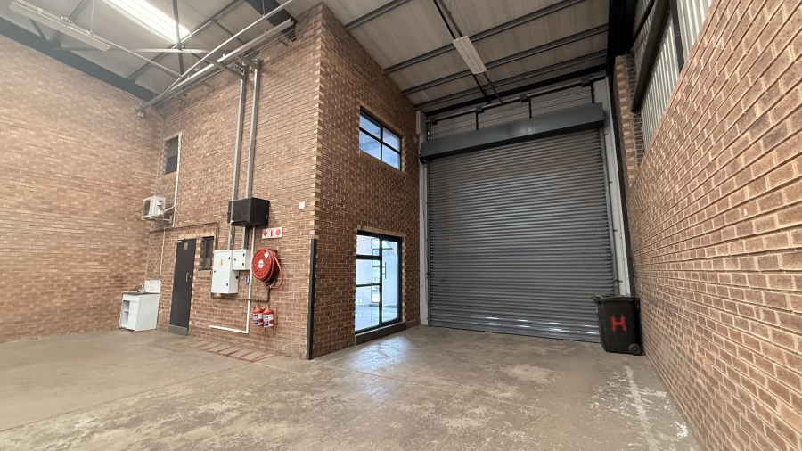 To Let commercial Property for Rent in Clayville Gauteng