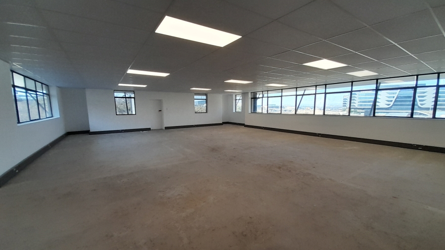 To Let commercial Property for Rent in Vorna Valley Gauteng