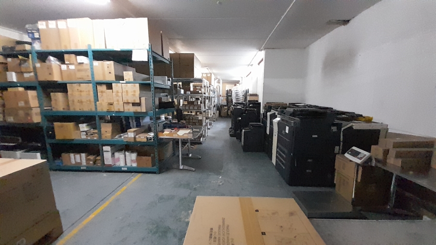 To Let commercial Property for Rent in Halfway Gardens Gauteng
