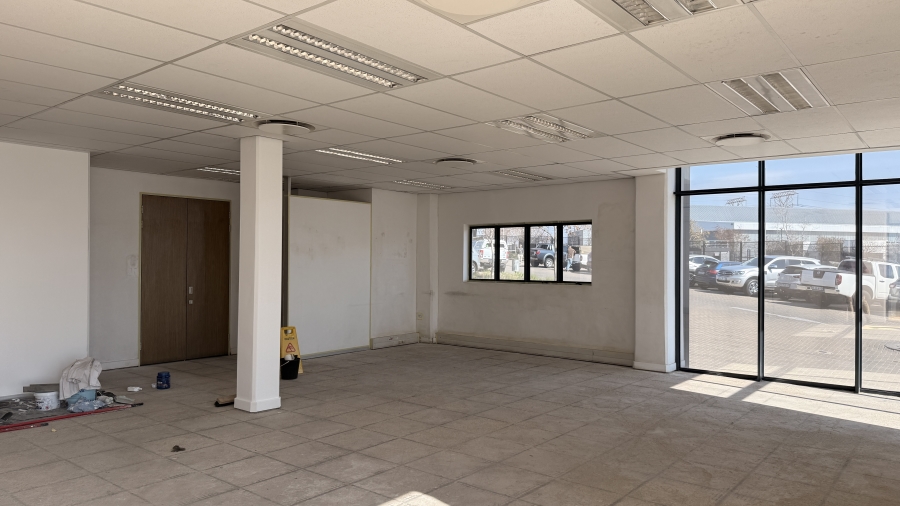 To Let commercial Property for Rent in Louwlardia Gauteng