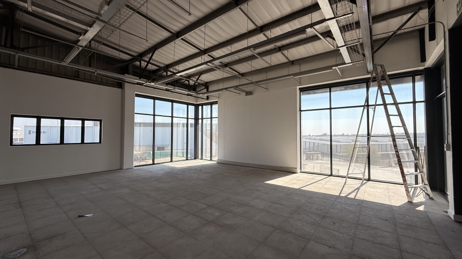 To Let commercial Property for Rent in Louwlardia Gauteng
